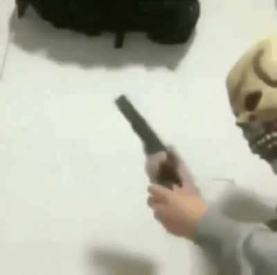 The reversed reloader.