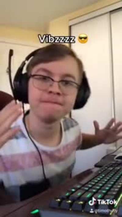 Epic gamer spotted 😎