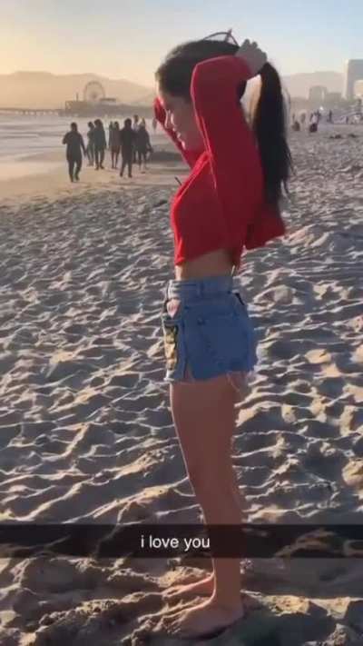 Jenna at the beach 