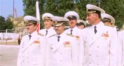 Всех с Днём Военно-морского флота! Орррркестрррр...!