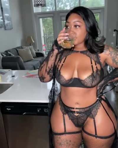 🖤🖤🖤🖤@eatmahkandy_