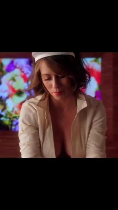 Jennifer Love Hewitt