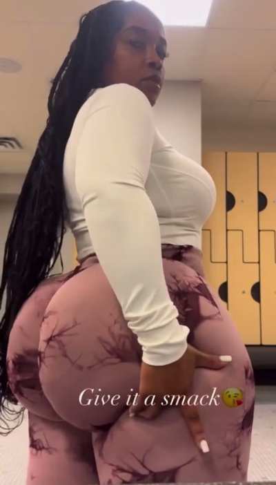 😘