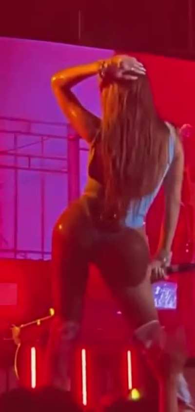Jessi 😮