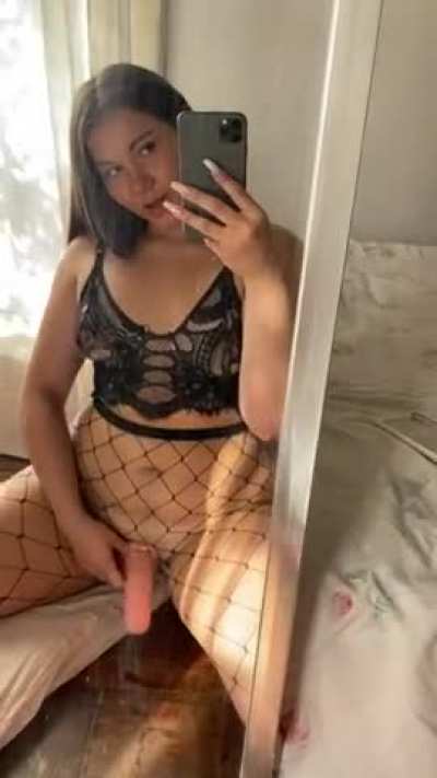 What do you think about being my bitch tonight? my cock is ready to punish you😏