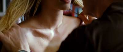Kira Mir&oacute; Big Boobs