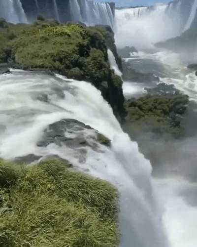 Igua&ccedil;u waterfalls on the Brazilian side