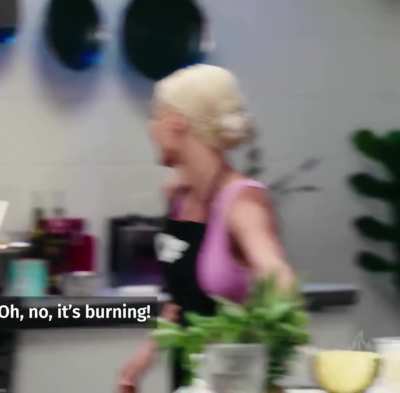 Elsa Jean on "This is Fire"