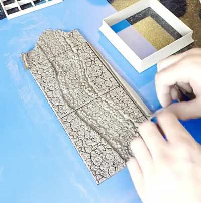 Made you guys a FREE detailed texture roller STL. Speed dungeon tile making!
