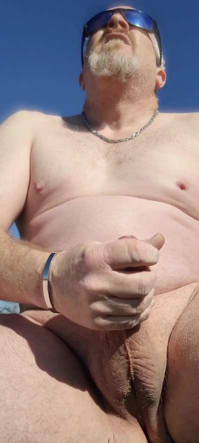 Giving you some Vitamin 'D' while soaking up some Vitamin D. Who will help clean me up?