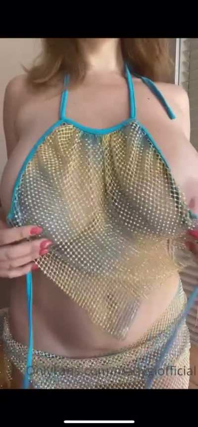 nip slip from latest vid