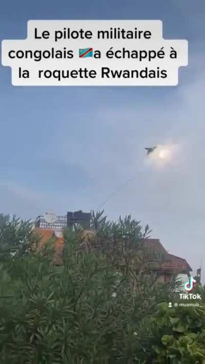 DRC Su-25 flying towards Goma is hit by a MANPADS