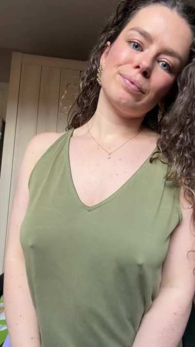 green means &ldquo;go pokies&rdquo;