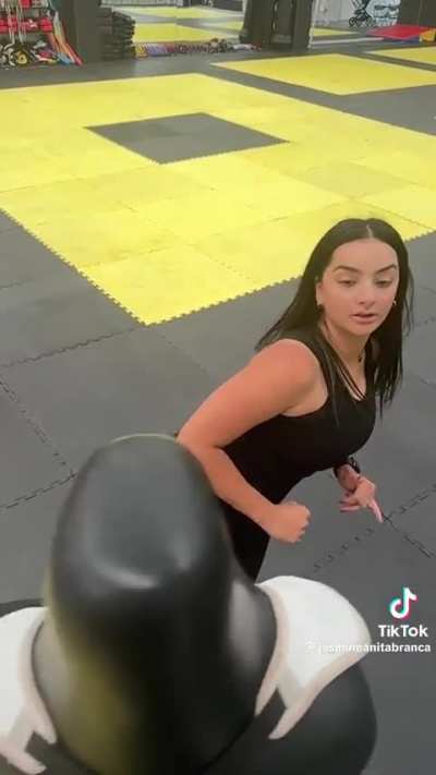 @jasmineanitabranca