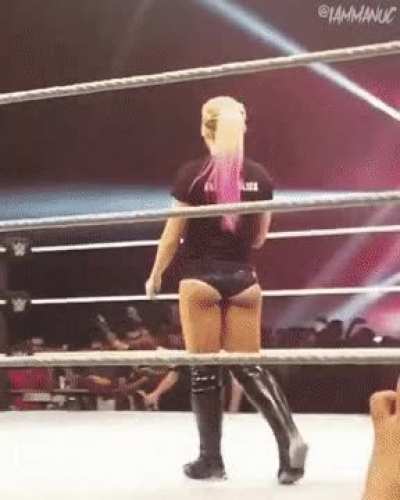 Alexa 🍑