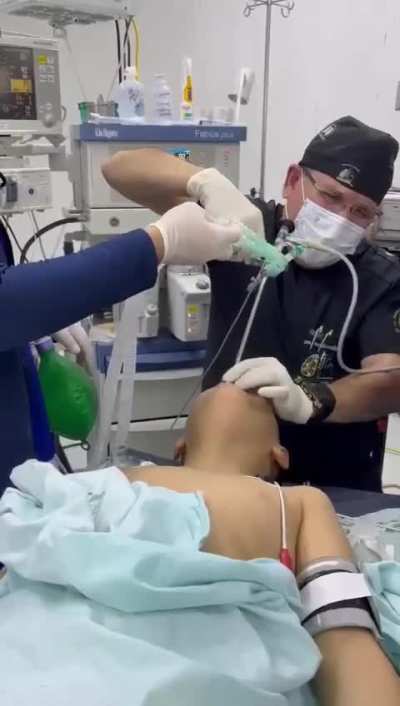&iquest;Conoces gente que esconde el monito para no pagar los tamales?