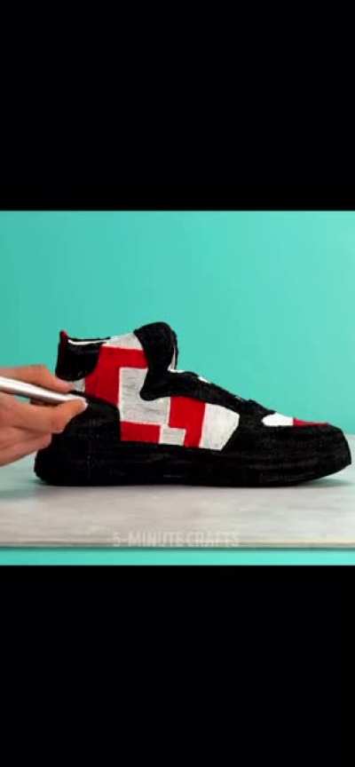 Just because you can customise your shoes doesn&rsquo;t mean you should.