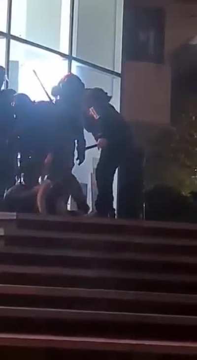 The brutes of the Islamic Republic attacked a woman while she was shopping at a mall. She says &ldquo;I am just shopping!!&rdquo;