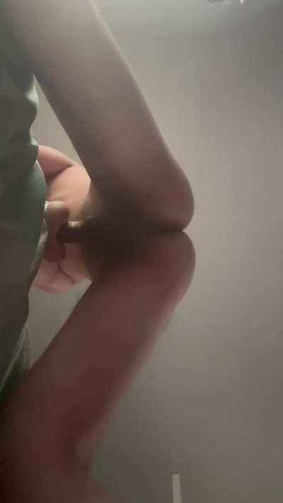 Love pounding my fleshlight 