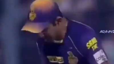 All hail gangster gambhir, He was selfless and "played for the country" since his debut 