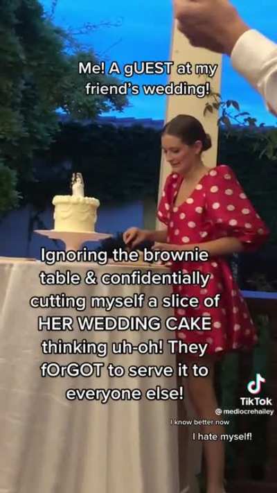 it even has the groom and bride on top why would they "forget to serve it"? 💀