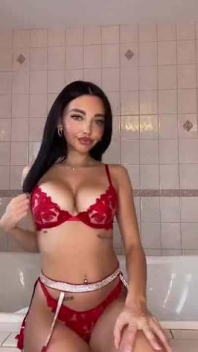Could I send you my nudes everyday - link in the comments