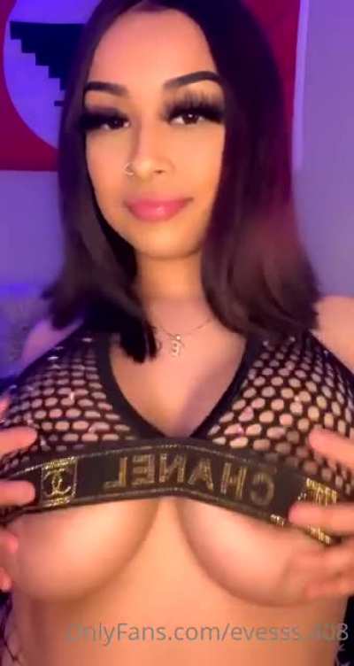 shake 'em titties