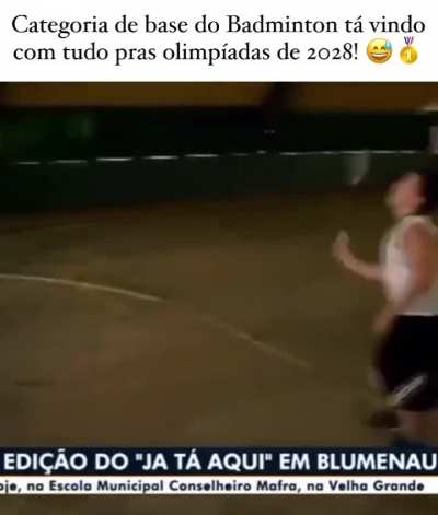 N&atilde;o acertou uma 🏸🏸🏸