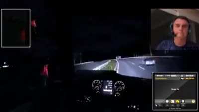 Bolsonaro jogando simulador de caminh&atilde;o. (EuroTruck?)
