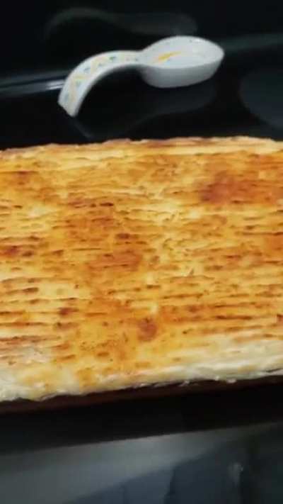 Tout le monde parle du hamburger, mais tout le monde se criss du p&acirc;t&eacute; chinois &agrave; Yaya 😔😔😔