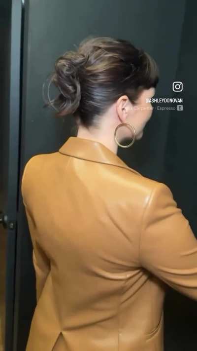 Chyler Leigh 