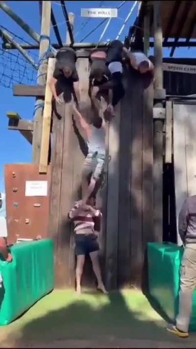 Men Speed Climbing