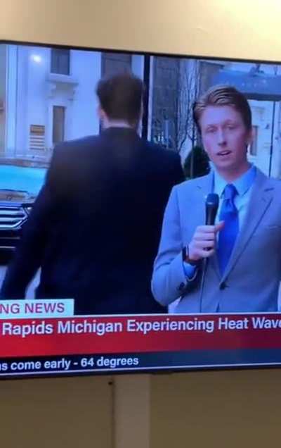 News Reporter Jerma doing his job when all of a sudden Dump Truck Mafia Boss Jerma appears and caughts News Reporter Jerma off guard
