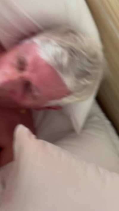 My daddy 76 yo suck my dick. 