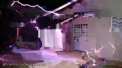 Daft Punk - Around the World Played on Giant Tesla Coils