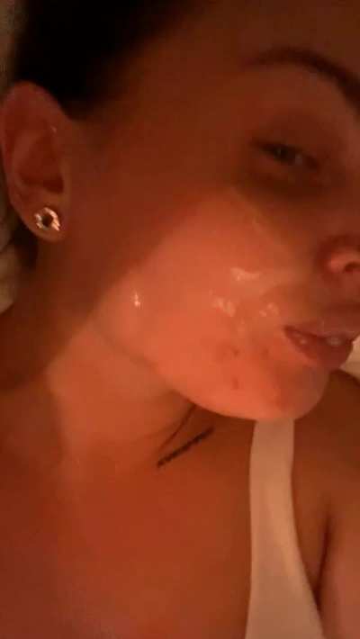 Cumslut playing with my dinner 💦