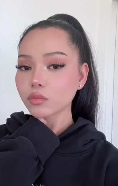 Pretty face