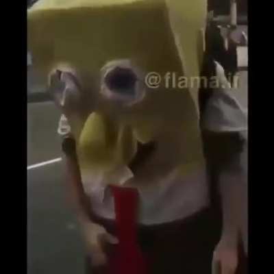 GG
