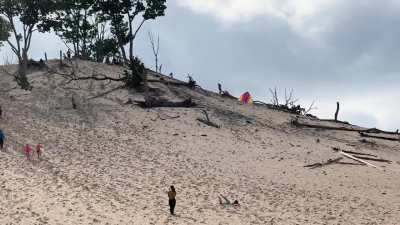 Kite down!