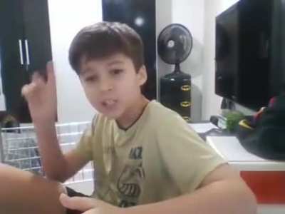 Eu vendo o primeiro v&iacute;deo do Renan sem falar palavr&otilde;es