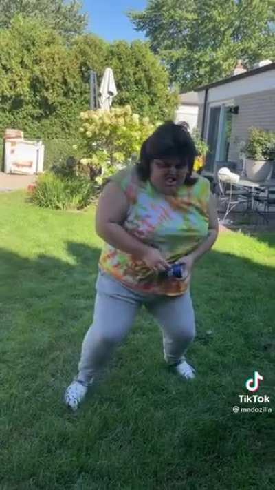 These tits fart hard