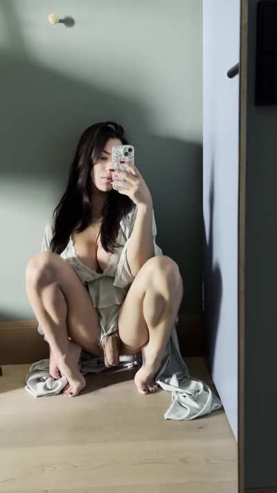 Just woke up pose