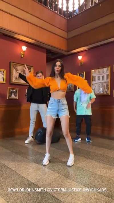 Dance break on set | IG May 2023