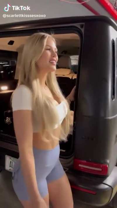 @scarlettkisssesxoxo