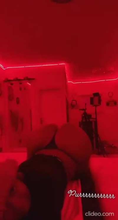 🖤