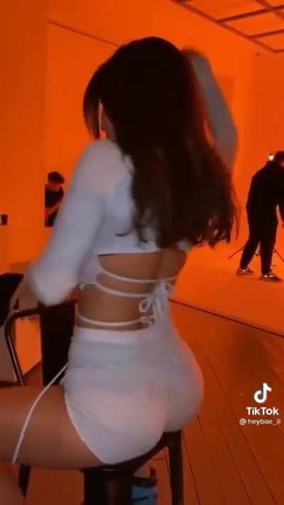 ✅