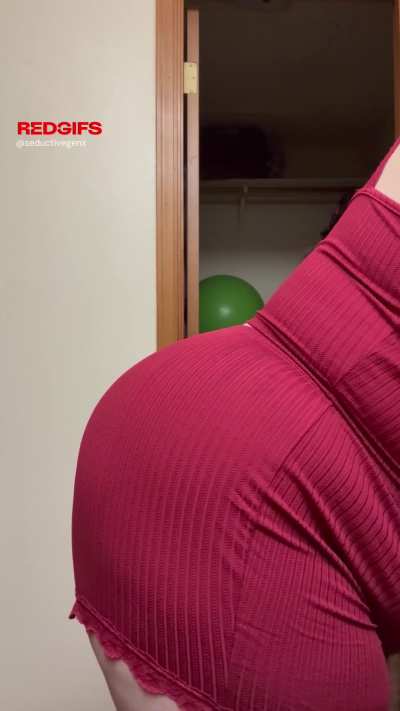 I bet you&rsquo;d love to stuff your face in my butt the moment I tell you I&rsquo;m starting to feel a bit gassy. Right? 😉
