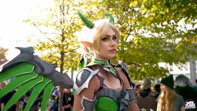 Overwatch Cosplay at MCM Comic Con - Cyber Ninja Hanzo, Dragon Mercy, D.Va + Torbj&ouml;rn