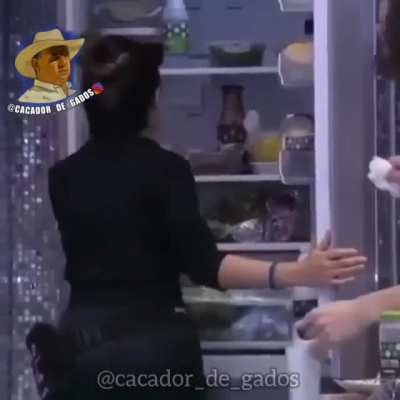vai uq