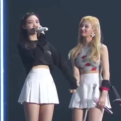 Nayeon &amp;amp; Sana ❤️